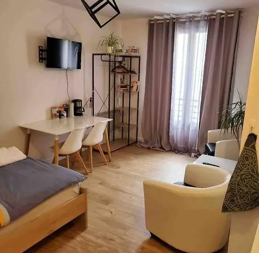 En Face De La Gare - Centre Poitiers